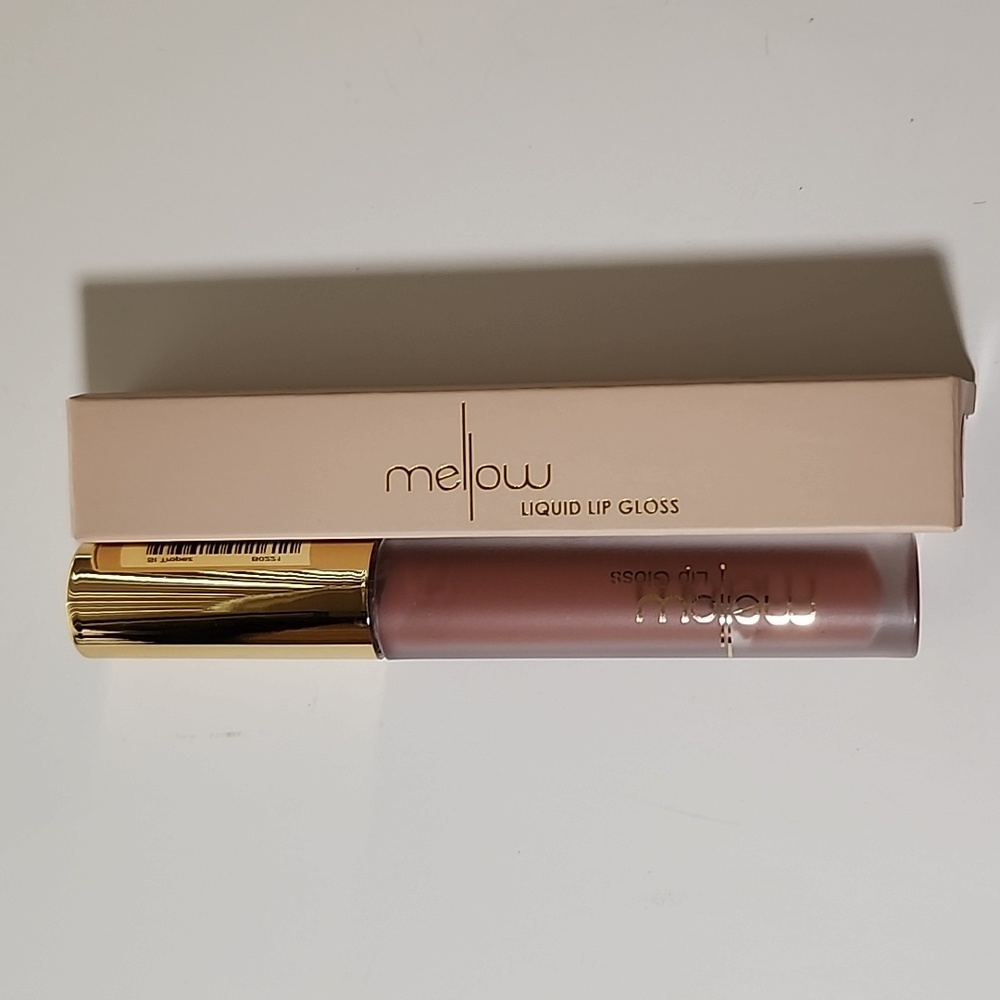 Nourish & Color - Picture 7 of 7